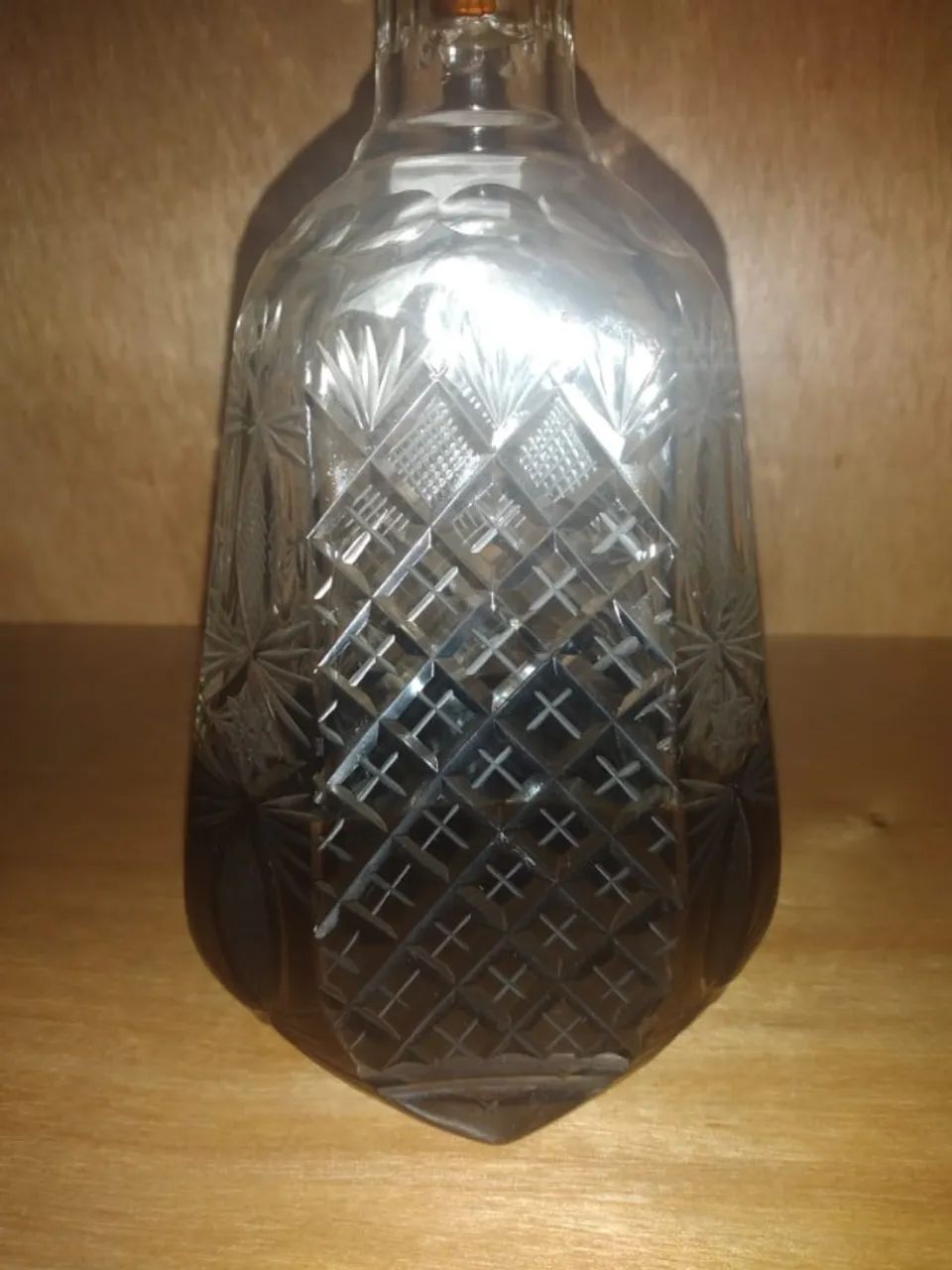 LICOREIRA/GARRAFA LAPIDADA ANTIGA PARA BEBIDAS  - Foto 2