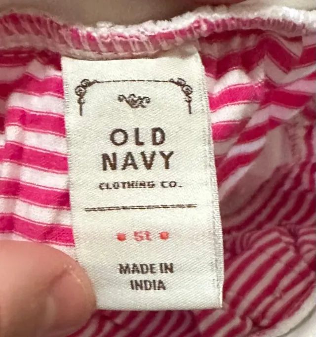 Vestido Old Navy tamanho 5 anos importado (desapego) - Foto 3