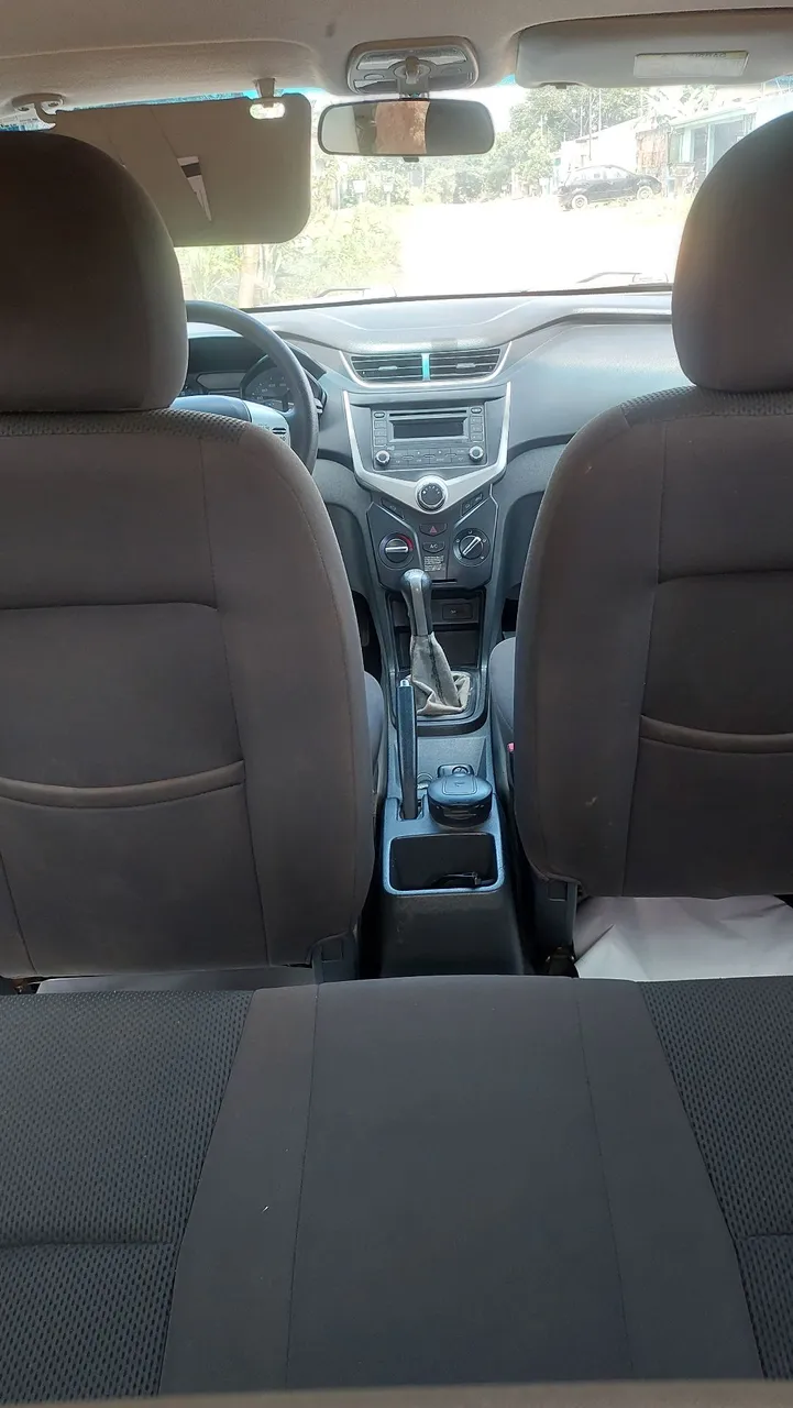 Vendo carro bem conservado