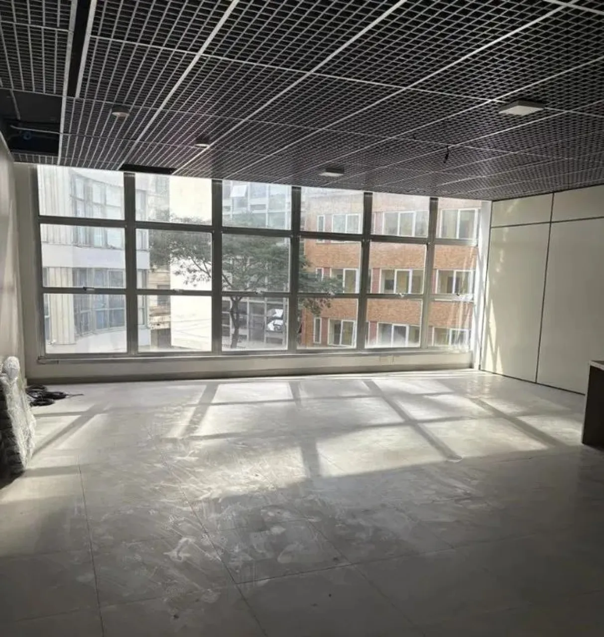 Sala Comercial para aluguel com 150m² na Praça da Sé