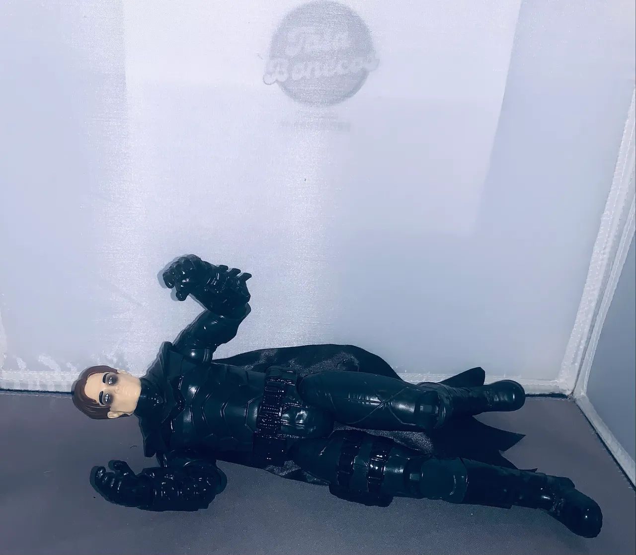 Boneco Batman robert patinsson 30 cm hasbro importado  - Foto 4