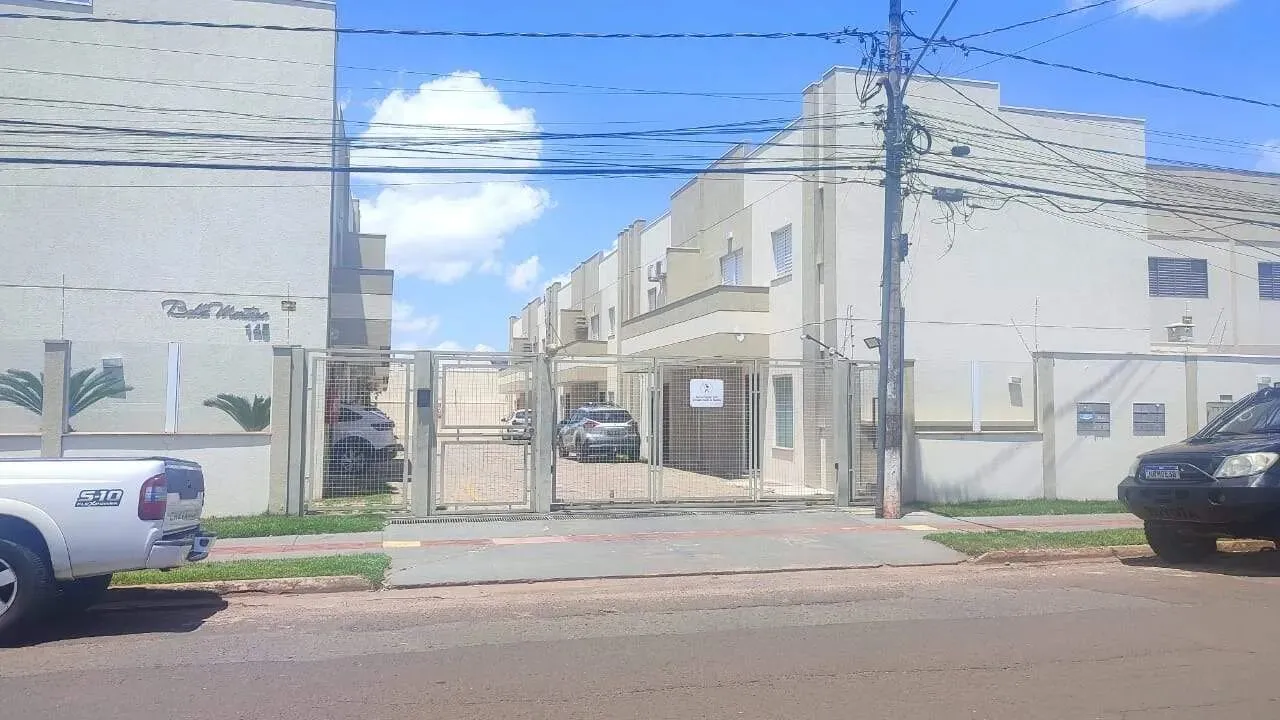 Excelente sobrado muito bem localizado
