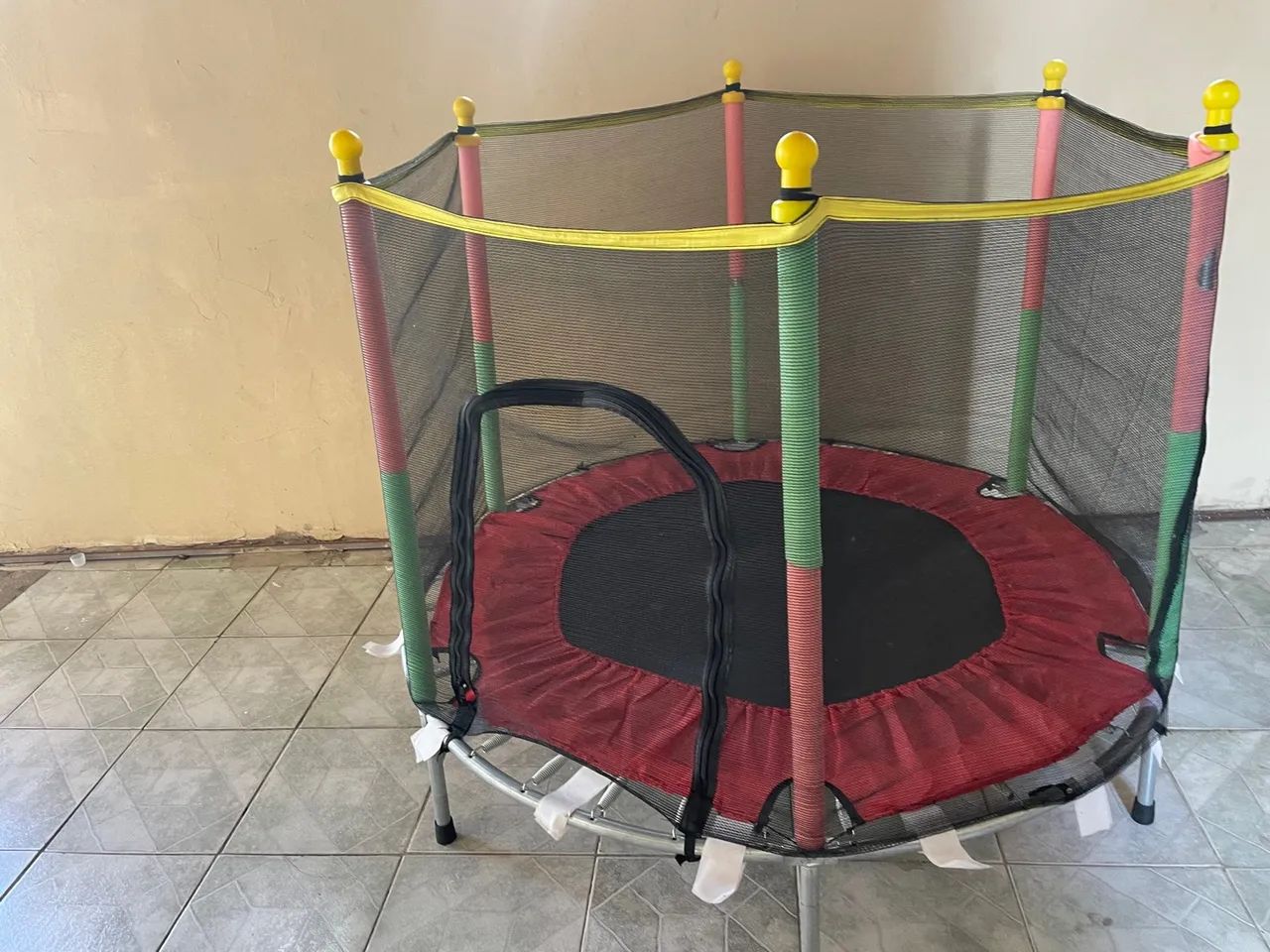 Cama elástica infantil com rede de proteção - Foto 2