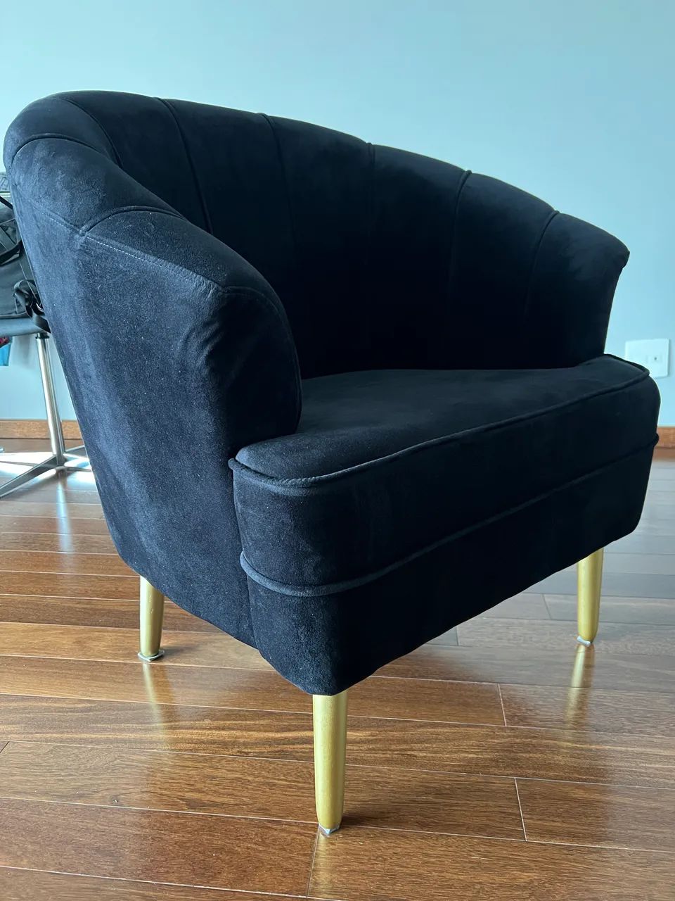 Poltrona preta chiquérrima - Foto 2