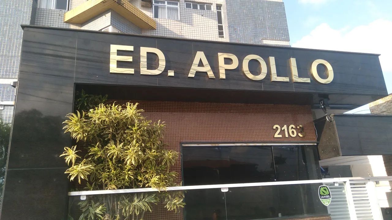 Letras ouro em ACM