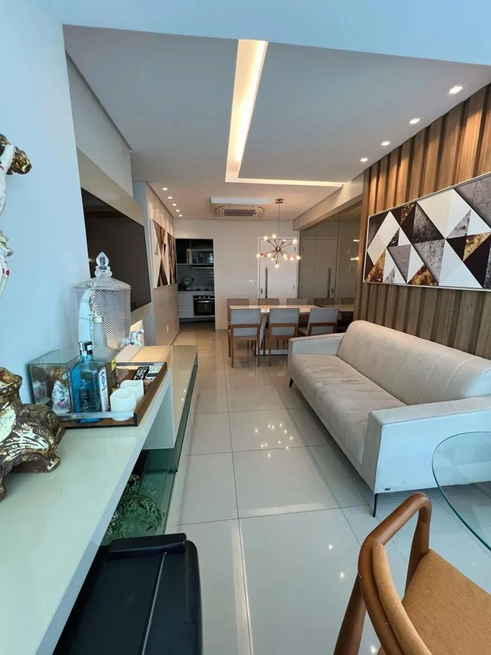 EO - ARVOREDO CLUB| OPORTUNIDADE IMPERDÍVEL!!! APT. REFORMADO, 29° ANDAR, 68m², 3 qts - Foto 3