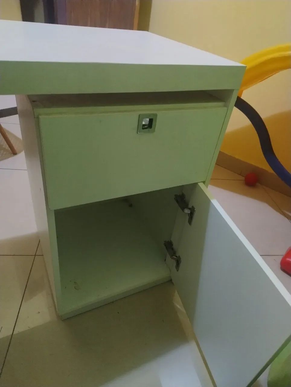 Mesa de escritório64341323103233122