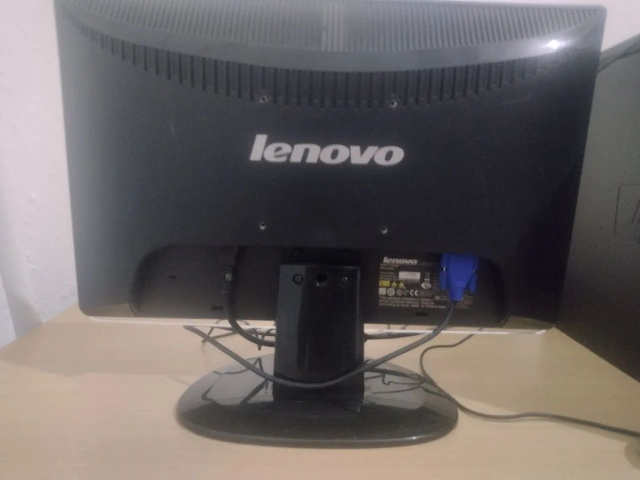 Monitor Lenovo 19 polegadas - ótimo estado - Foto 3