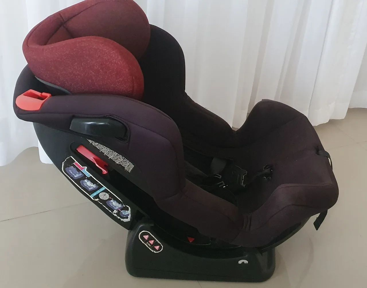  OPORTUNIDADE cadeirinha de carro. - Foto 2