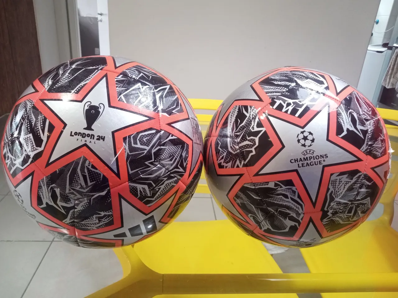 Bolas de Futebol Champions League London 24 - Novas!