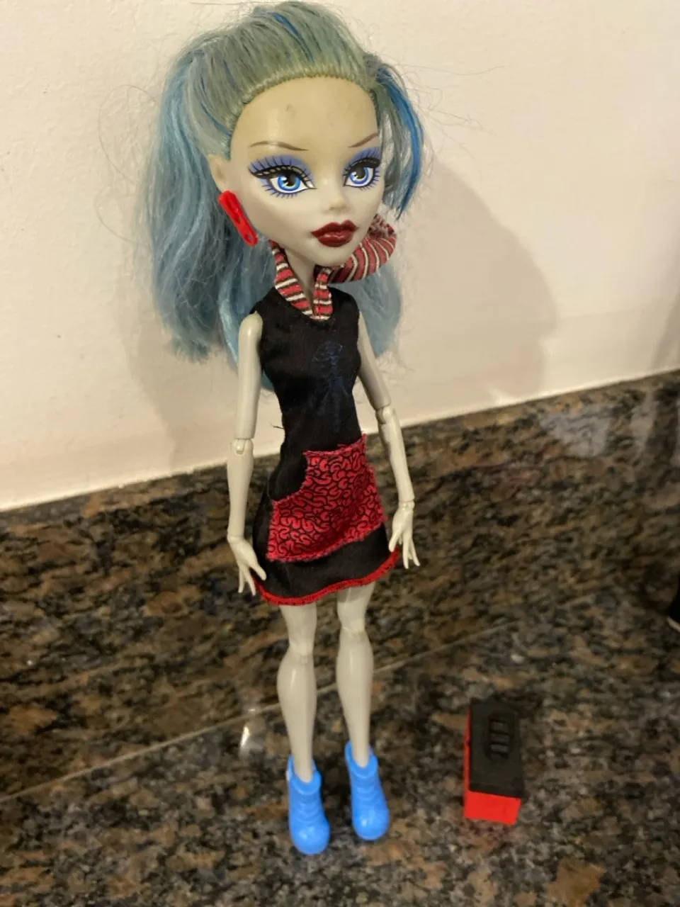 Boneca Monster High Ghoulia Yelps