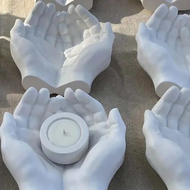 Mãos em gesso porta jóias objetos ou leguminosas e para decoração tamanho 15x16cm  - Foto 5