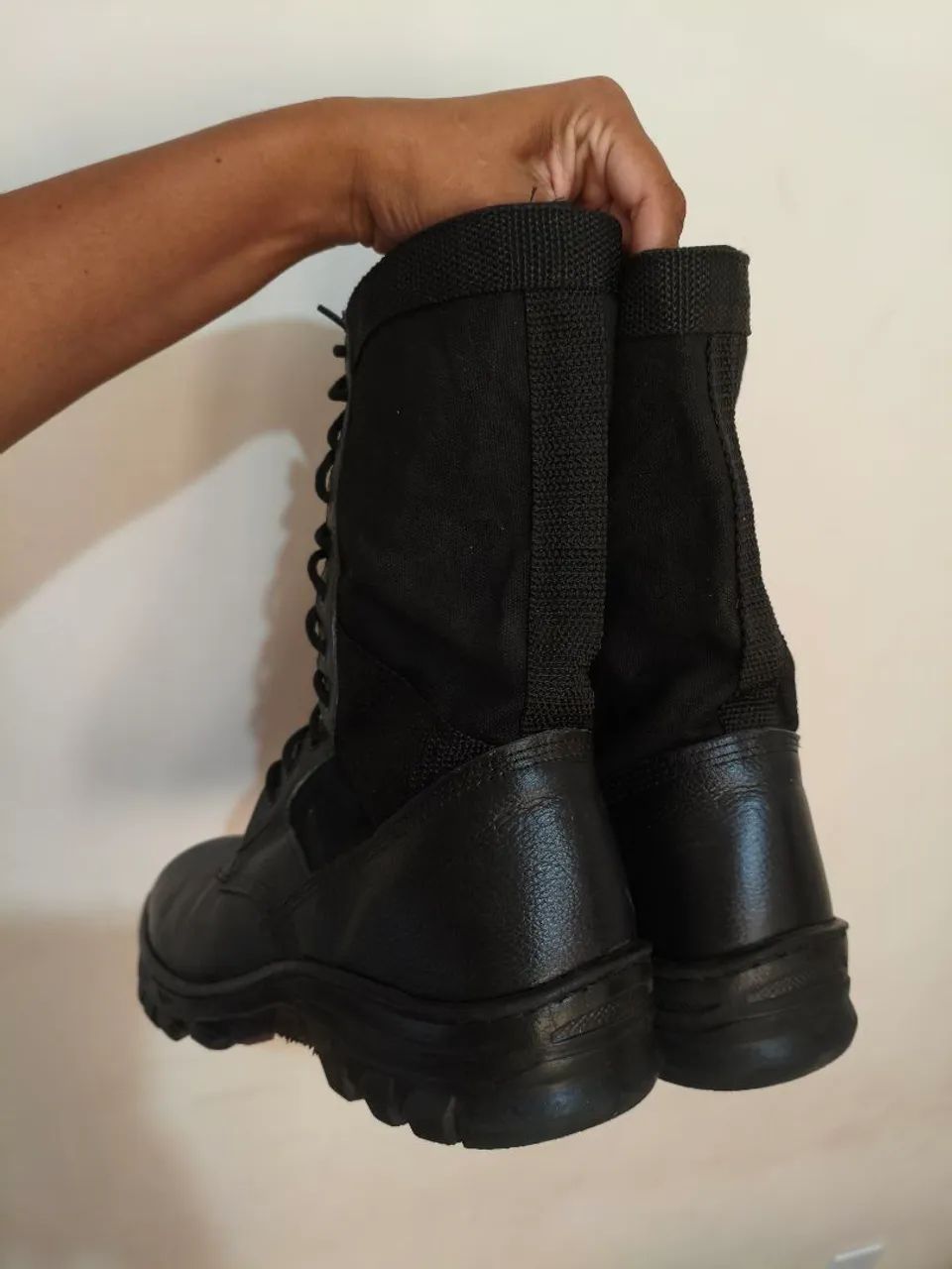 Coturno tático militar tamanho 42 retirada Valparaíso 1  - Foto 4