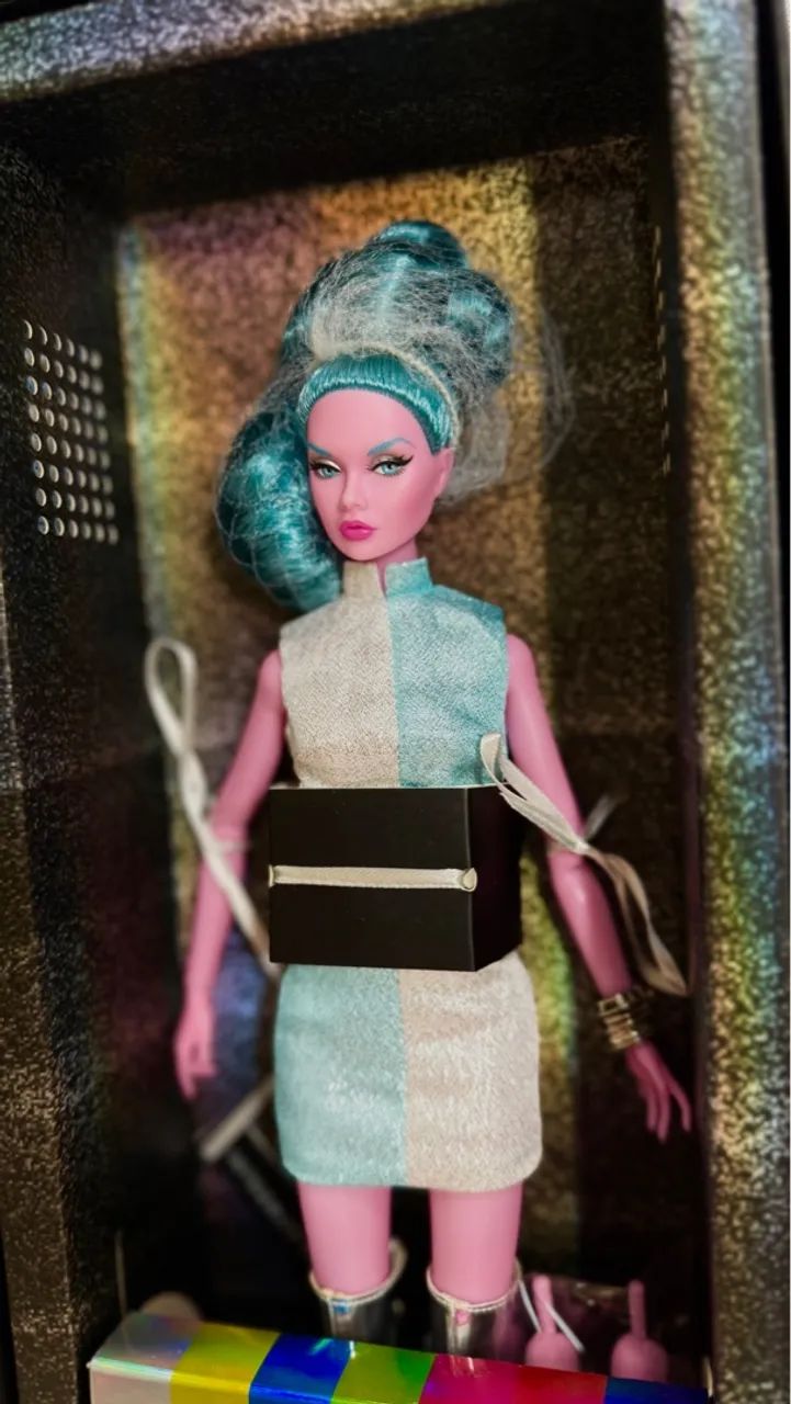 Boneca Integrity Toys Poppy parker galaxy girl - Brinquedos e