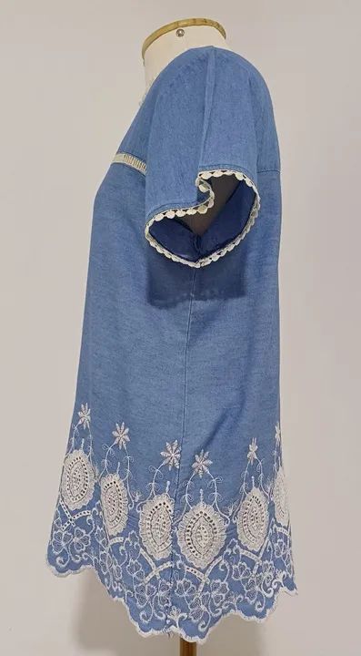 Blusa Jeans Azul Renda Bordado Branco - BARREDS - Foto 2