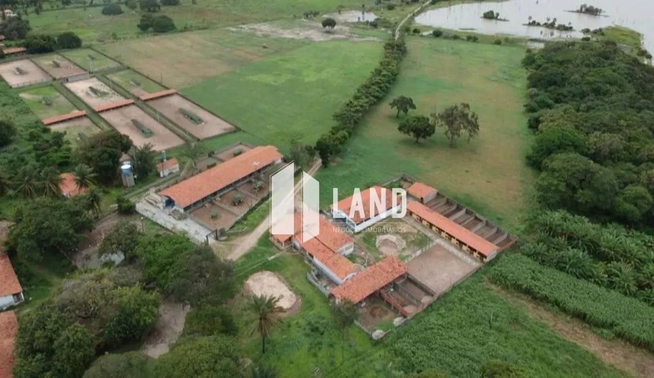 Venda de Fazenda Exclusiva nas Margens da Lagoa do Cauípe  Oportunidade Única! - Foto 2