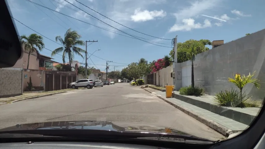 ESTELLA MARES - 350,00 M2 (10 X 35) - PLANO - MURADO - ESCRITURADO - R$600.000,00