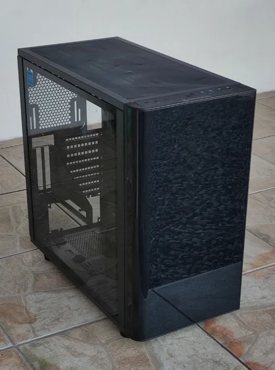 Gabinete Gamer Thermaltake View 31 TG Preto