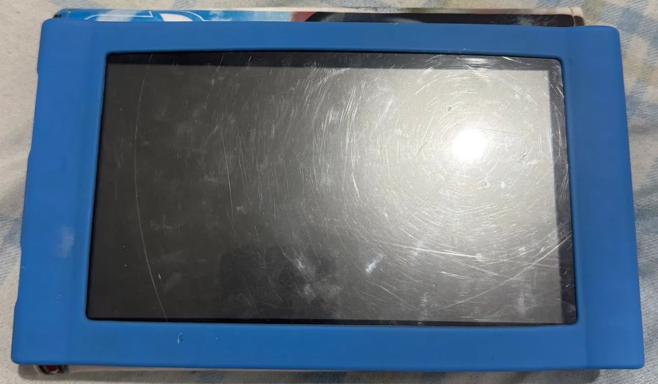 Vendo com defeito tablet infantil How Max HT-705 (Carrinhos)