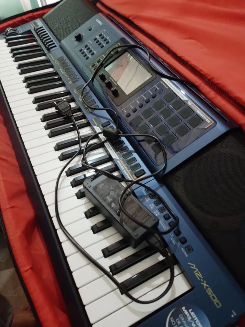 V/d esse teclado casio m zx500 - Instrumentos musicais - Santa