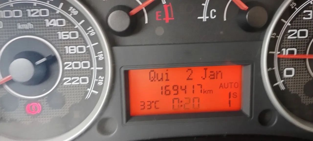 IDEA ESSENCE 1.6 SUBLIME 2014 - Foto 6