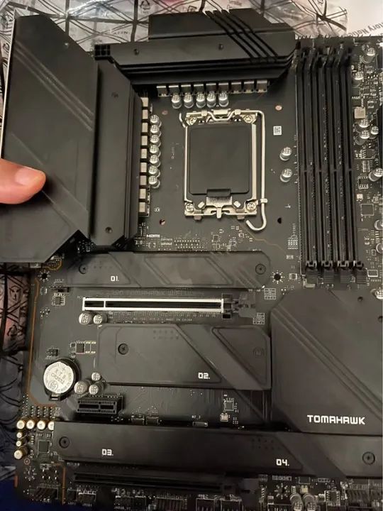MSI Z790 TOMAHAWK WIFI DDR4 - Foto 3