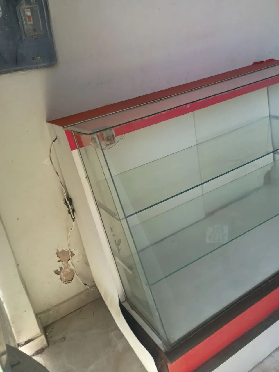 balcão vitrine para reforma - Foto 2