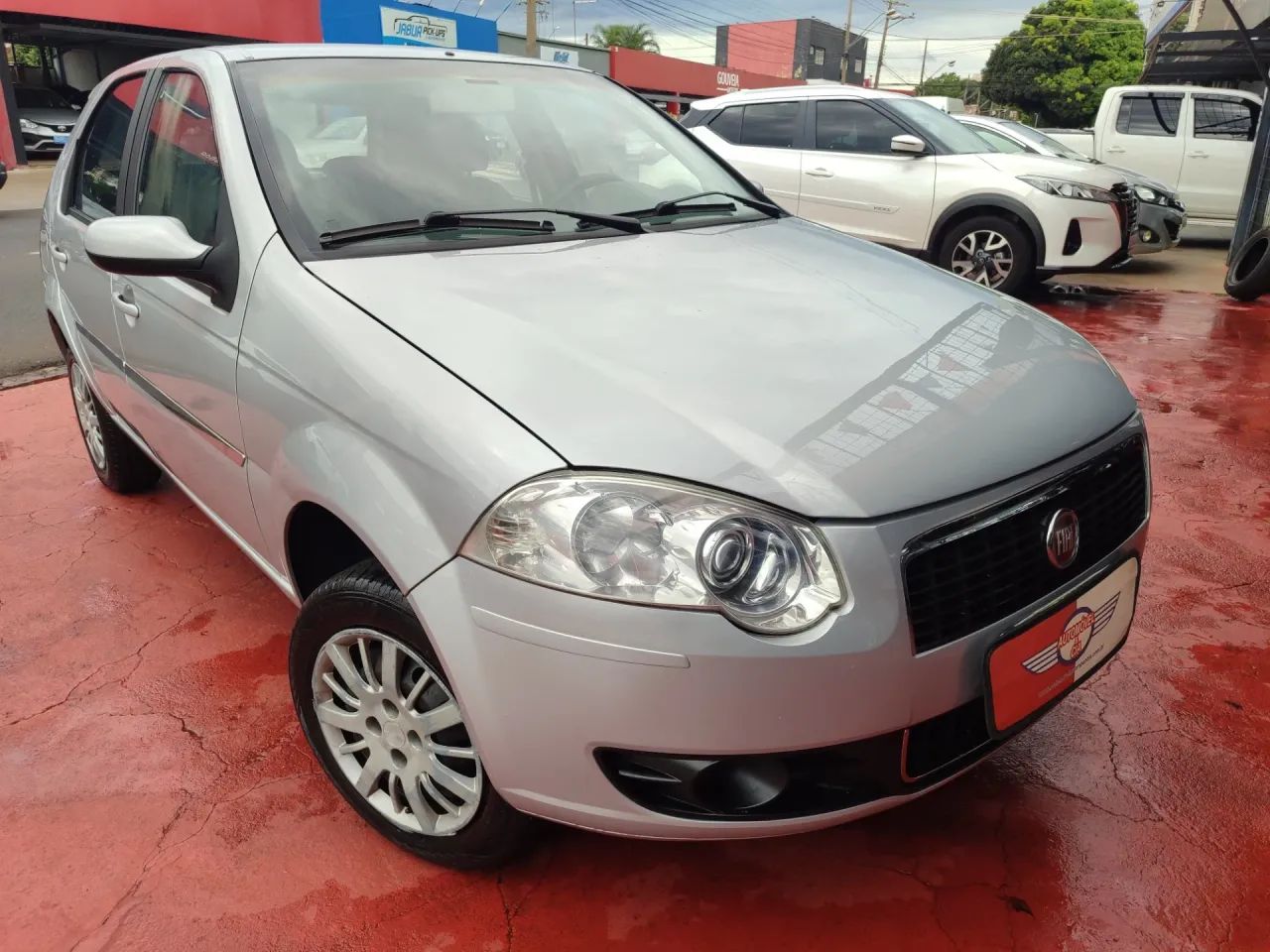 FIAT PALIO 1.0 MPI ELX 8V FLEX 4P MANUAL PRATA 2010