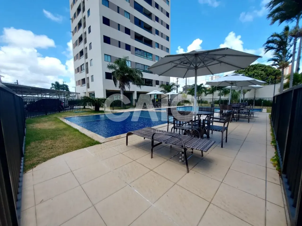 Apartamento no condomínio Aurea Guedes