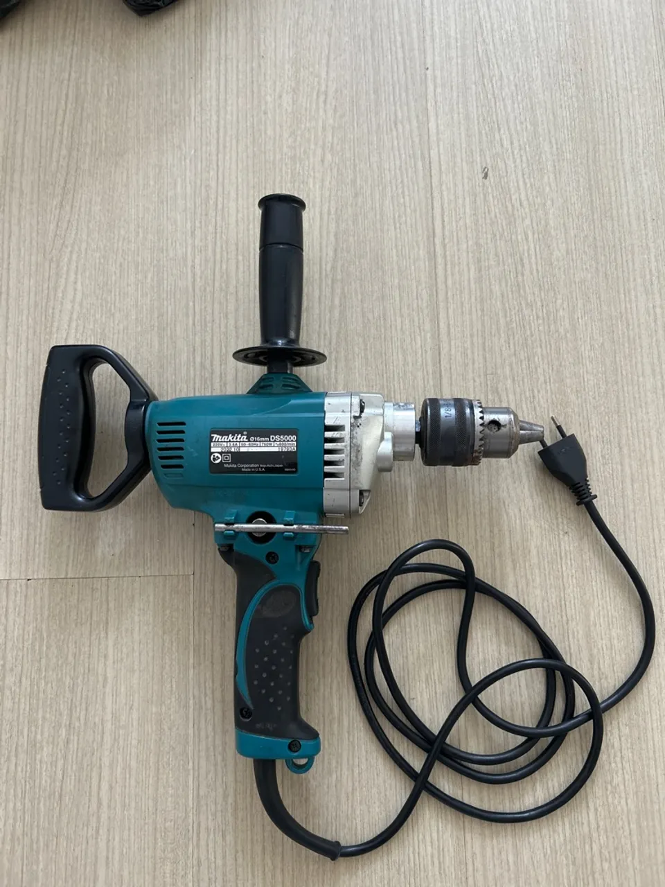Furadeira Makita DS5000 16mm - 220V