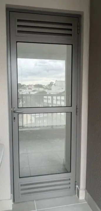 Porta abrir com fechadura 0,84 X 2,15