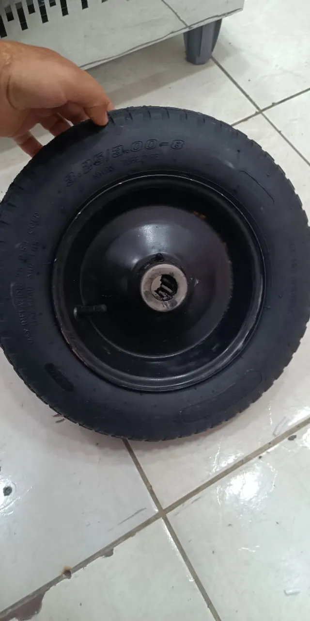Roda para carrinho de mão