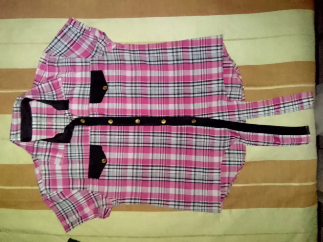 CAMISA FEM. TAM.G DE BOTÃO - Foto 2