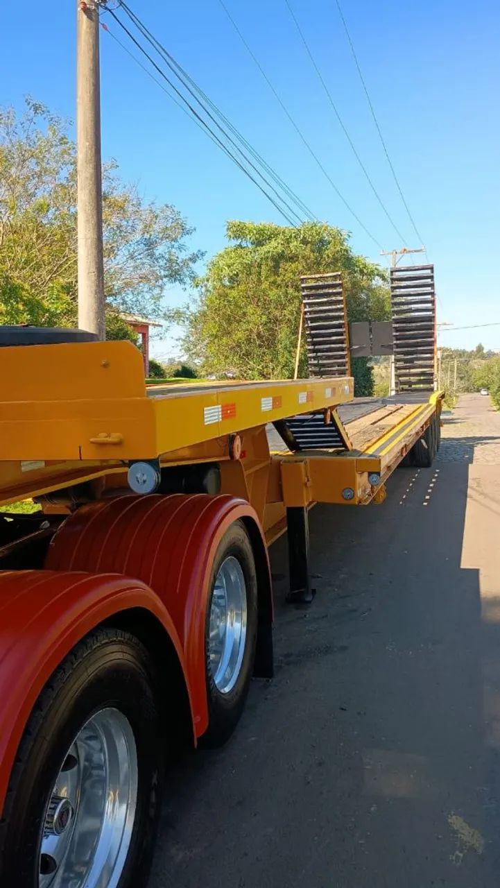 Carreta Prancha 2012 - 3 Eixos