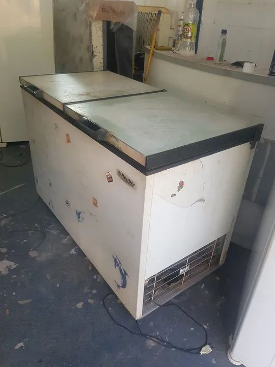 FREEZER BARATO HORIZONTAL DE 2 TAMPAS GELANDO MUITO. ENTREGO 
