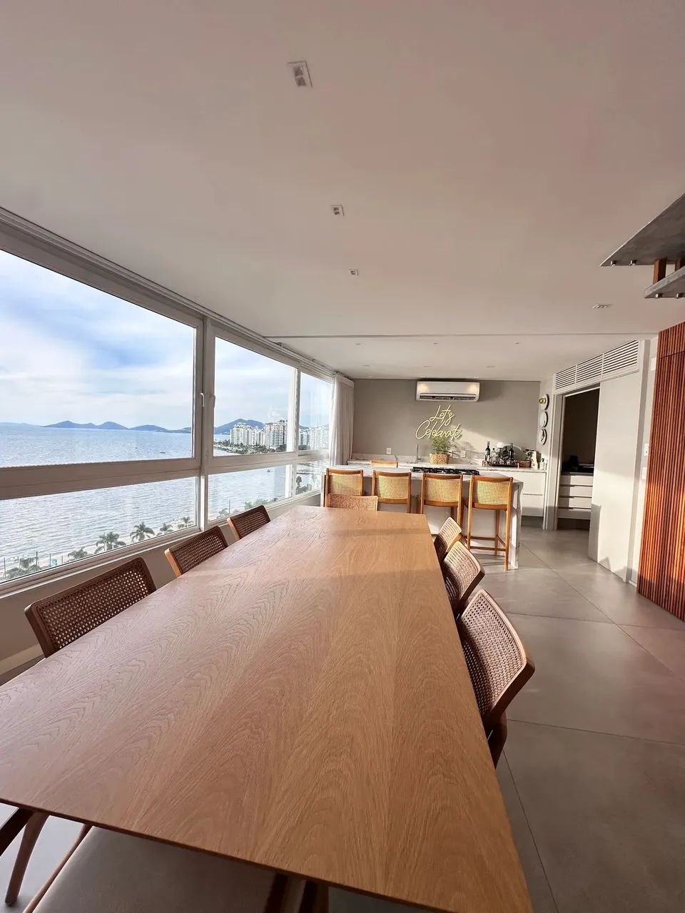 Linda cobertura semi mobiliada com vista para o mar e excelente padrão de acabamento! - Foto 5