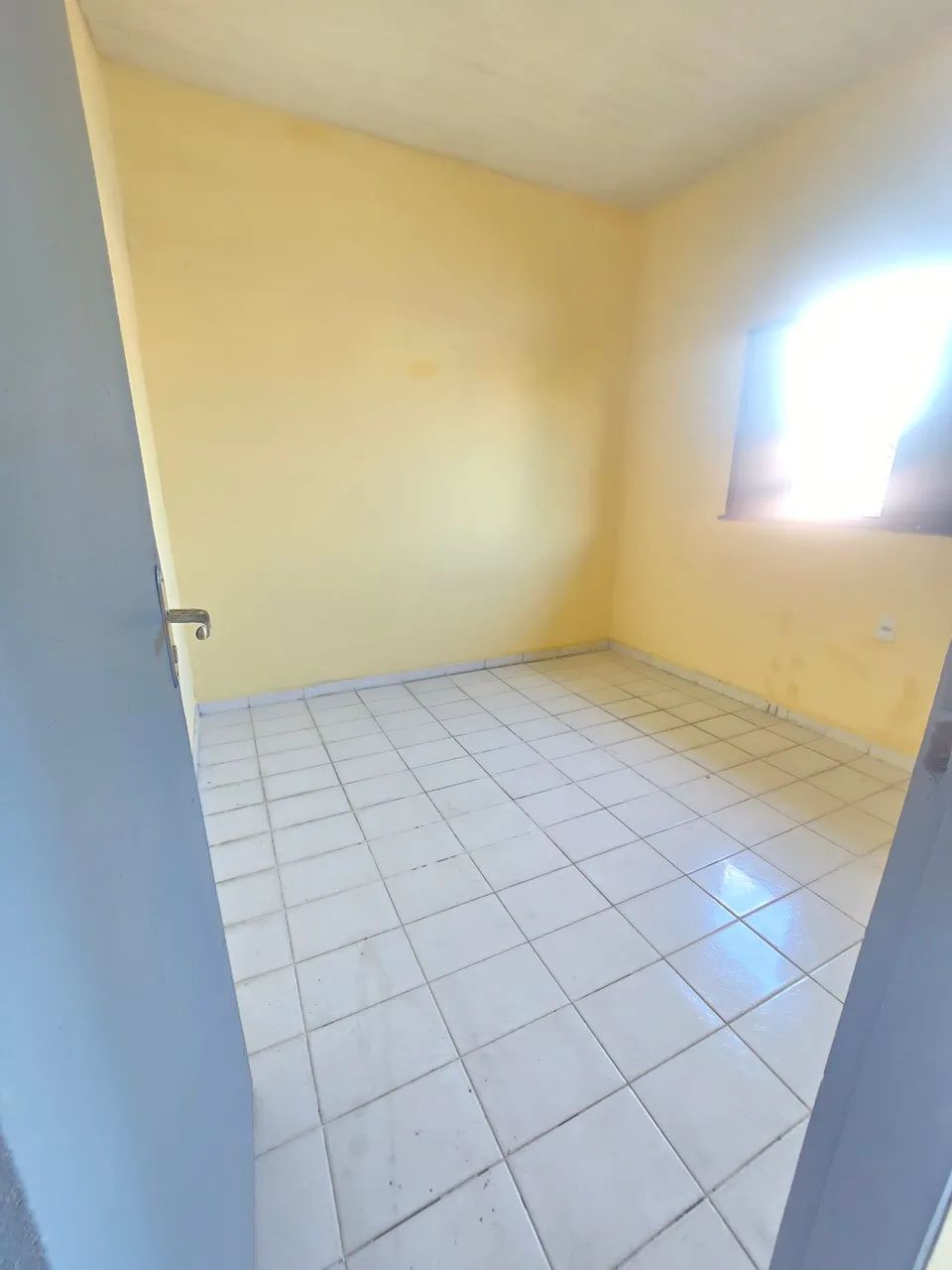 VENDO VILA DE 2 PAVIMENTO NOVO ALEIXO  - Foto 4