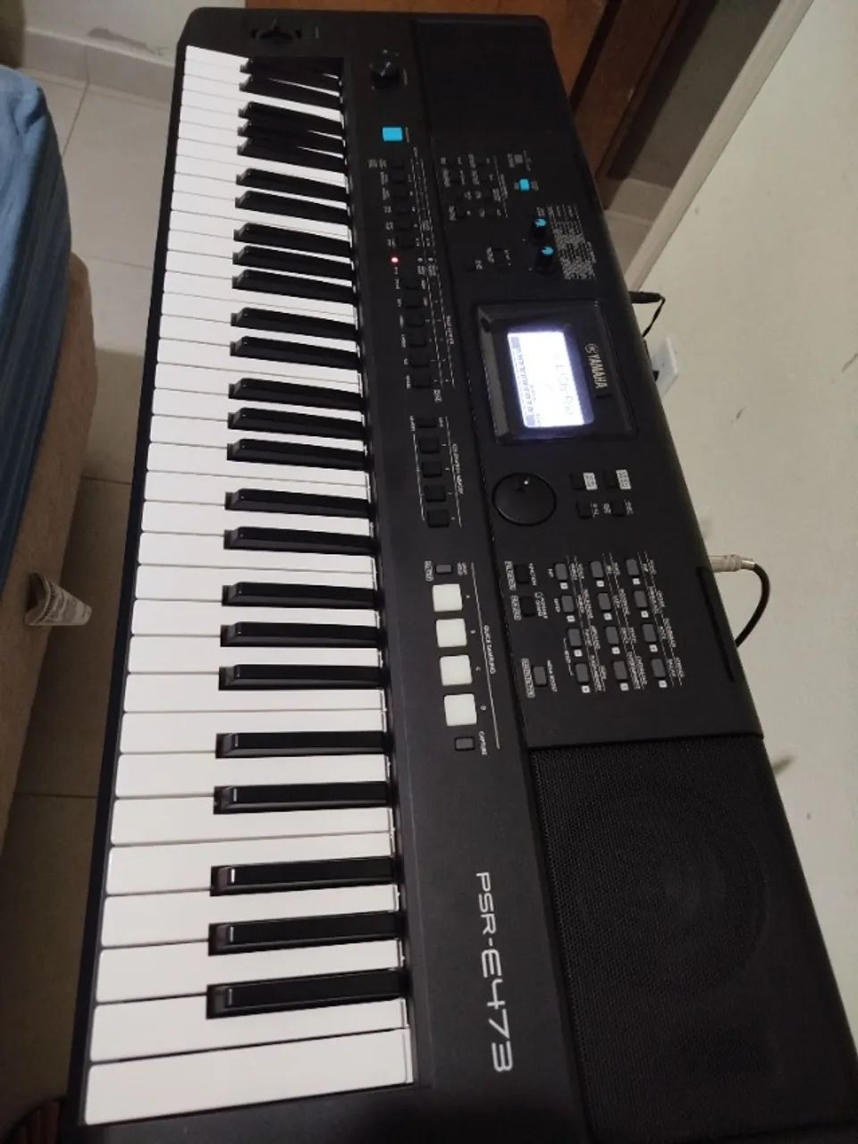 Teclado YAMAHA PSR E473