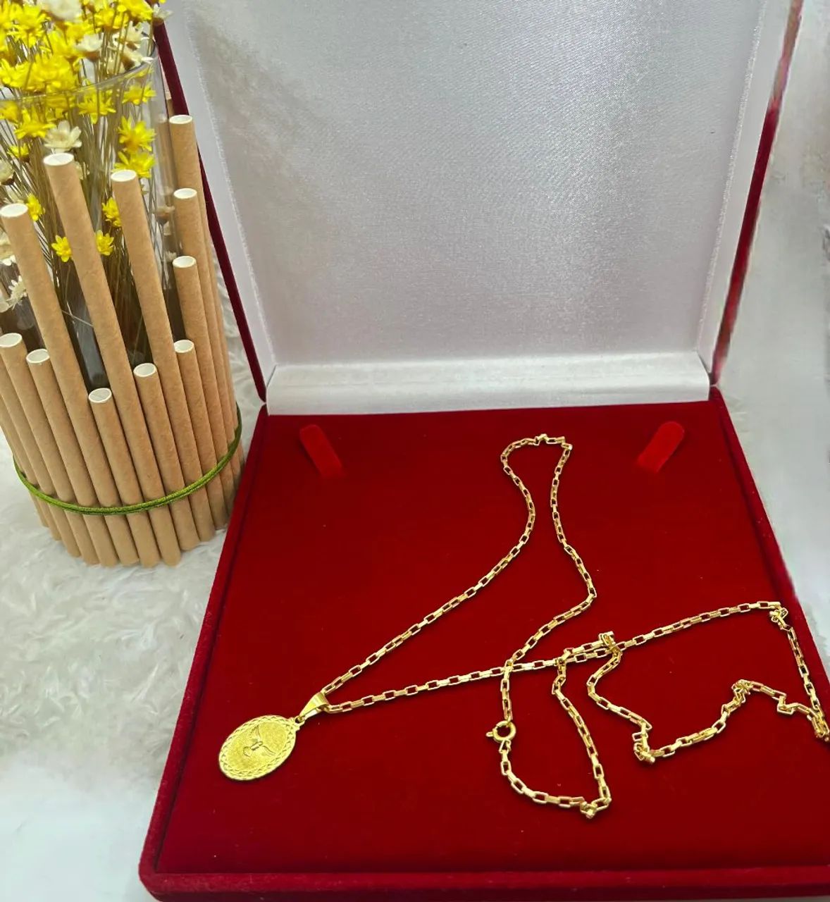 Colar Feminino Pingente Em Moeda Antiga  - Foto 2