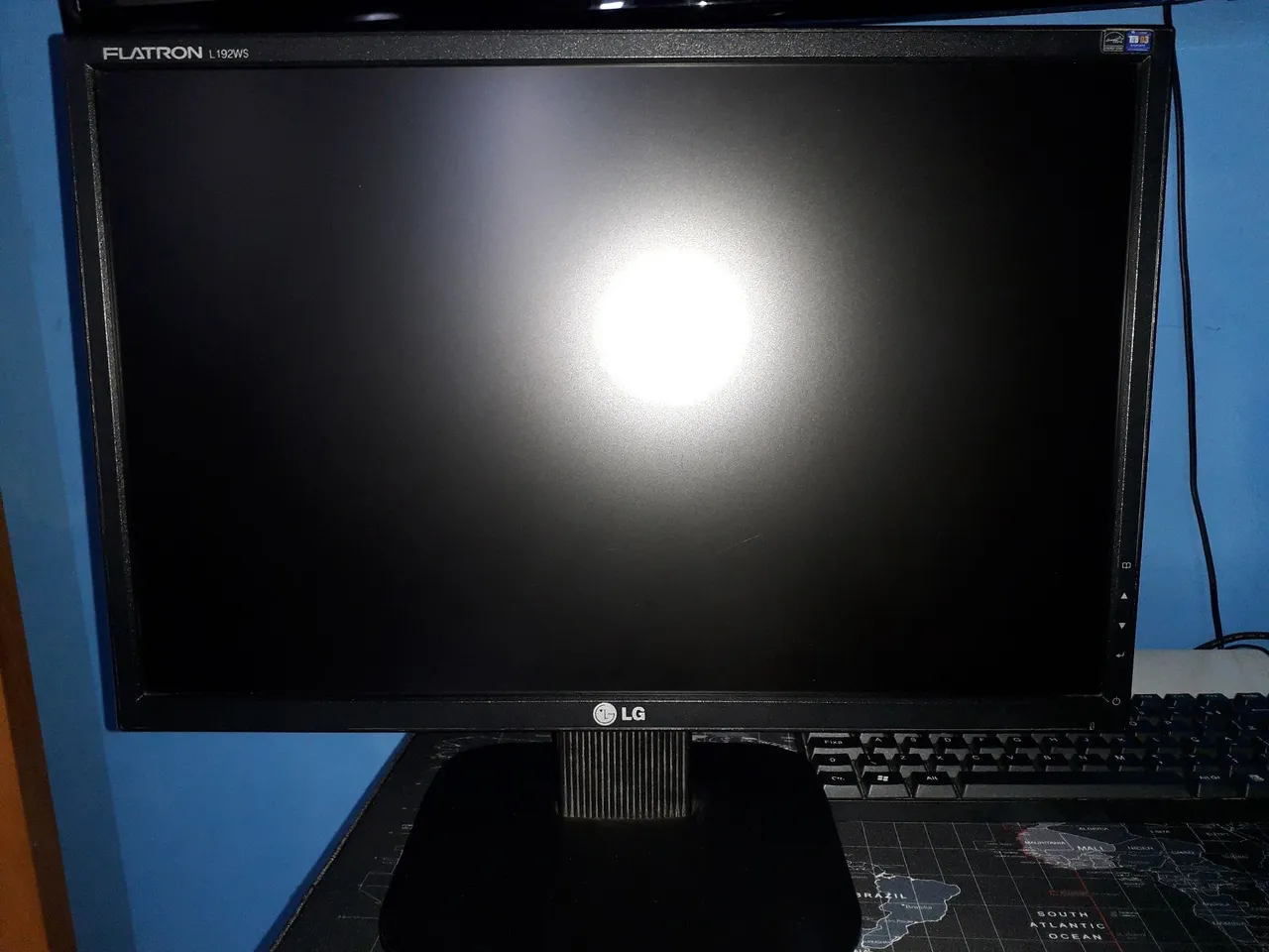 Monitor LG - 19 polegadas