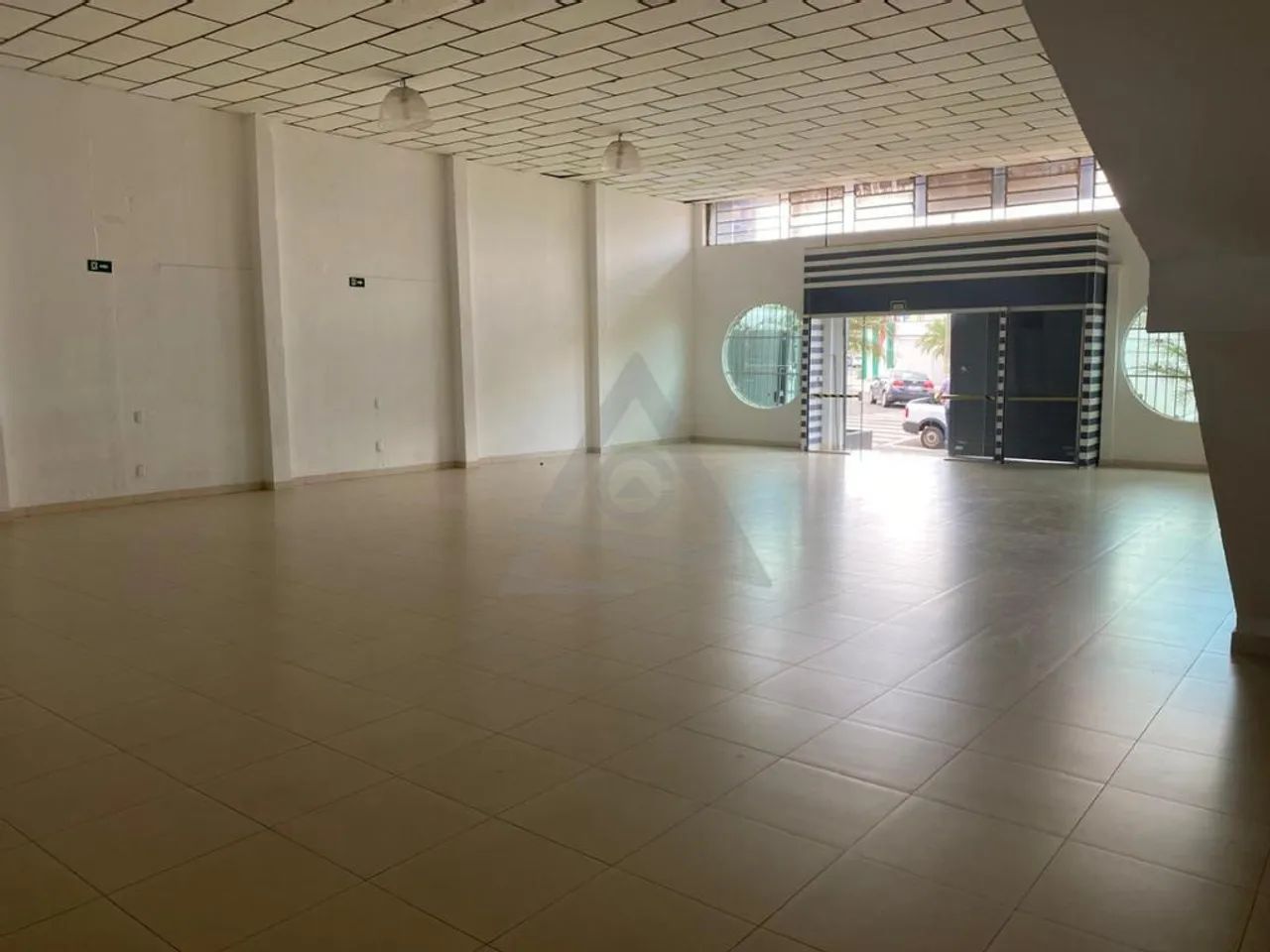 Galpão para alugar em Paulínia, Jardim América, com 300 m² - Foto 3