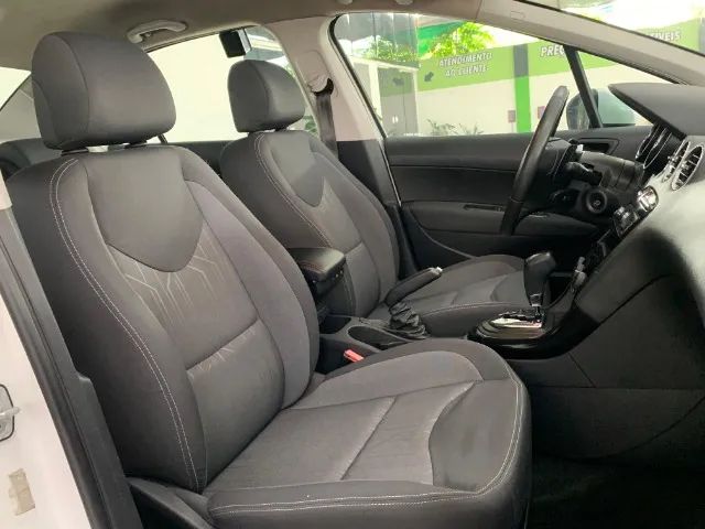 Peugeot 408 Sed. Business 1.6 TB Flex 16V 4P AUT 2018 - Foto 14