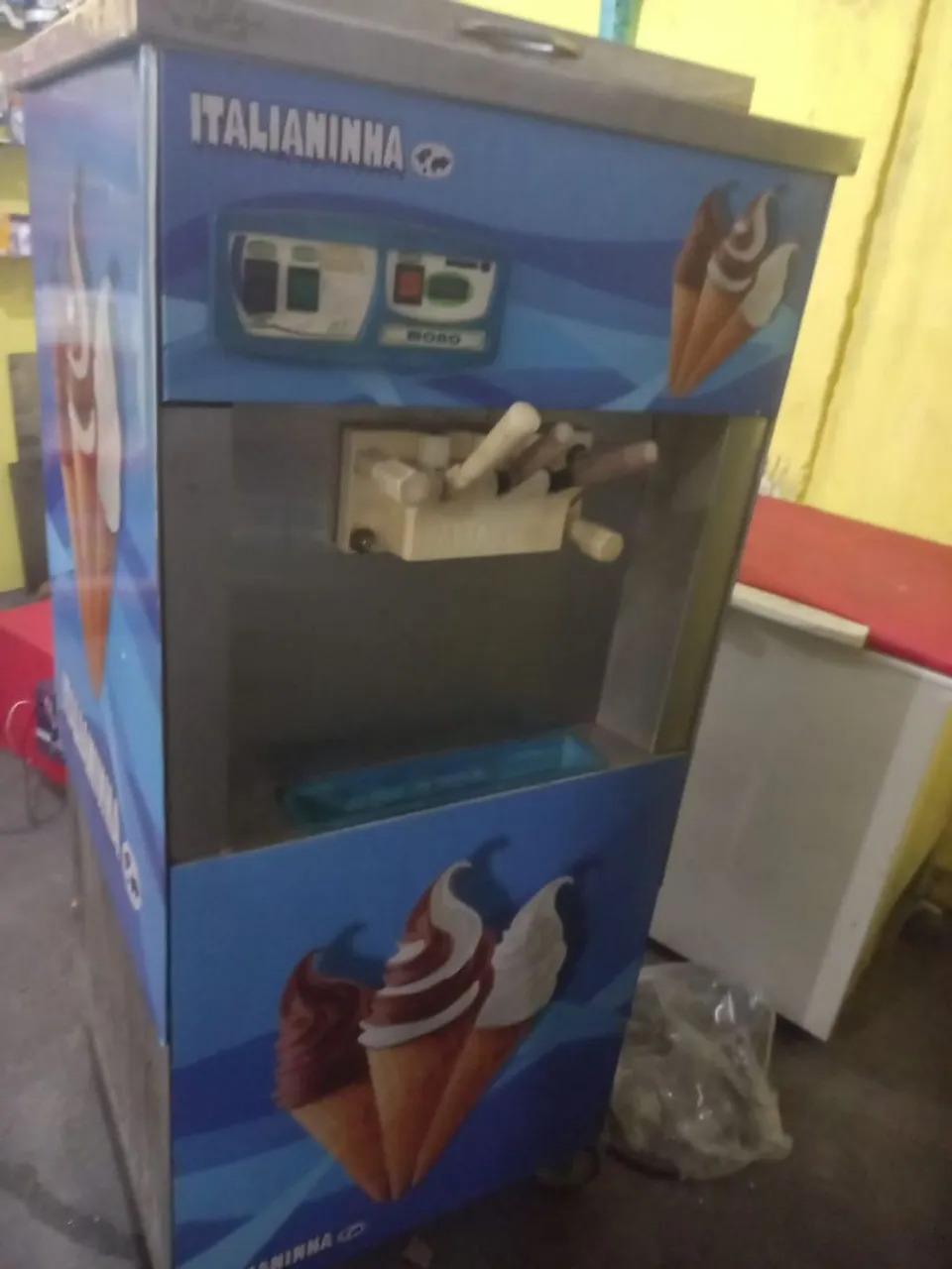 Máquina de Sorvete Italianinha