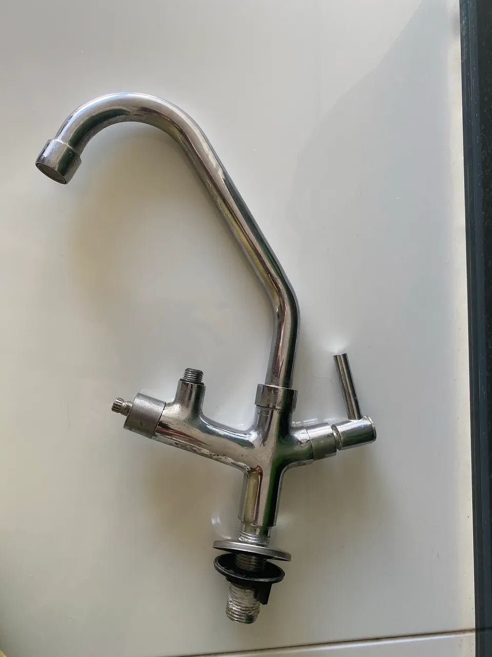 Torneira metal (leia com atenção)