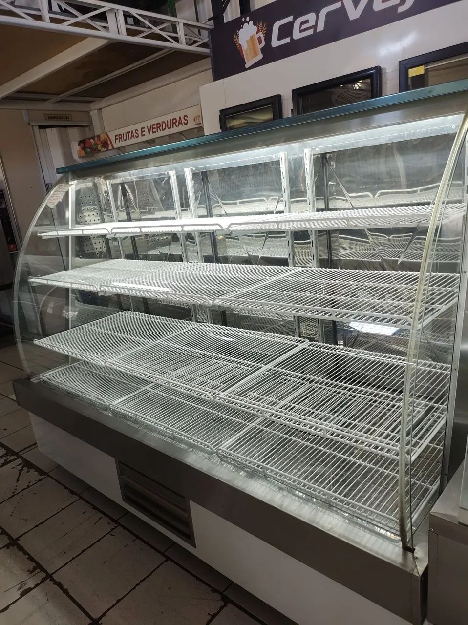 Balcão refrigerado  ar forçado 2m usado 