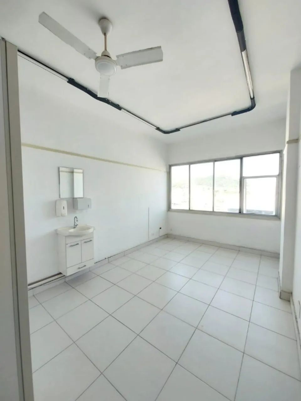 Sala Comercial à Venda em Madureira - RJ - 35 m²  - Foto 3