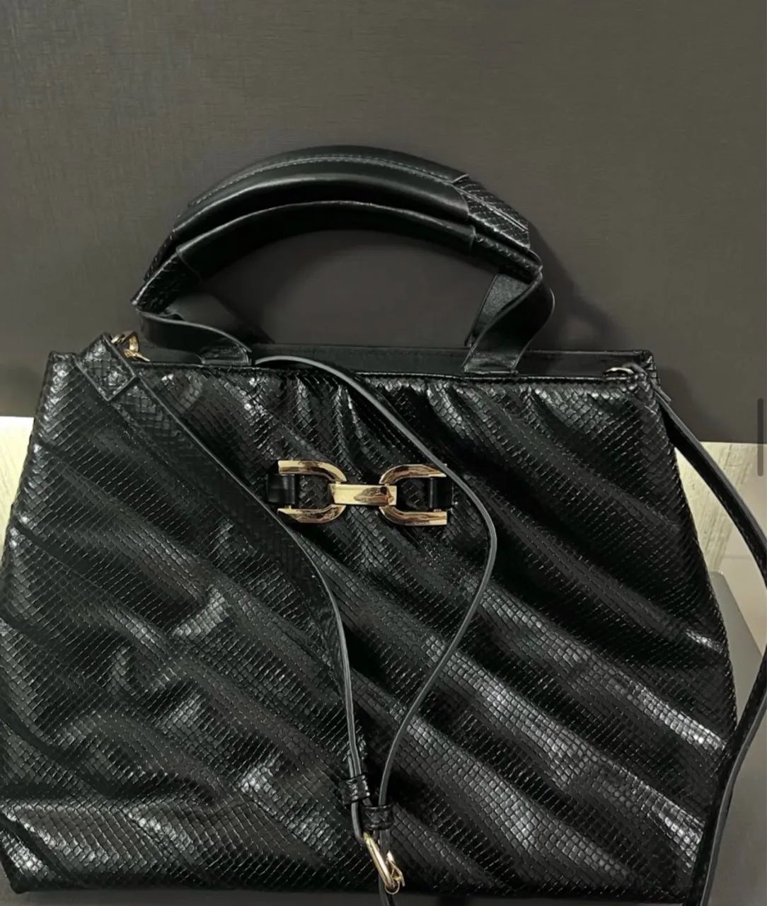 Bolsas preta e caramelo - Foto 3