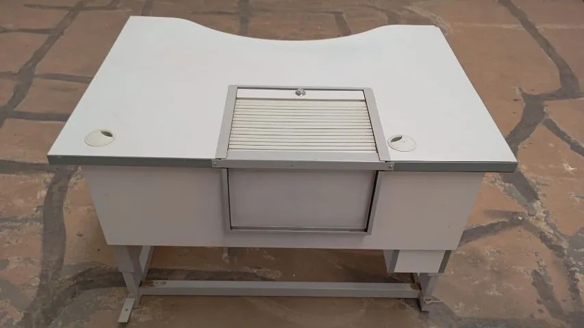 Mesa caixa de banco com Regulagem de Altura  - Foto 3