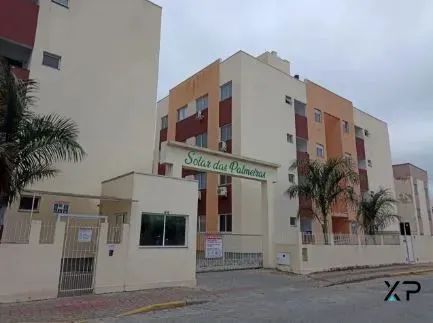Apartamento a venda com 2 quartos, 1 banheiro e 1 vaga de garagem.