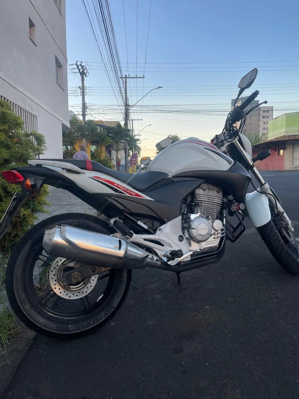 CB 300R - Foto 5